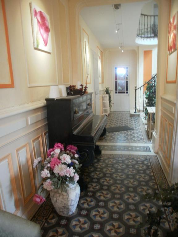 Le Jardin Des Lys Panzió Gemmelaincourt Kültér fotó